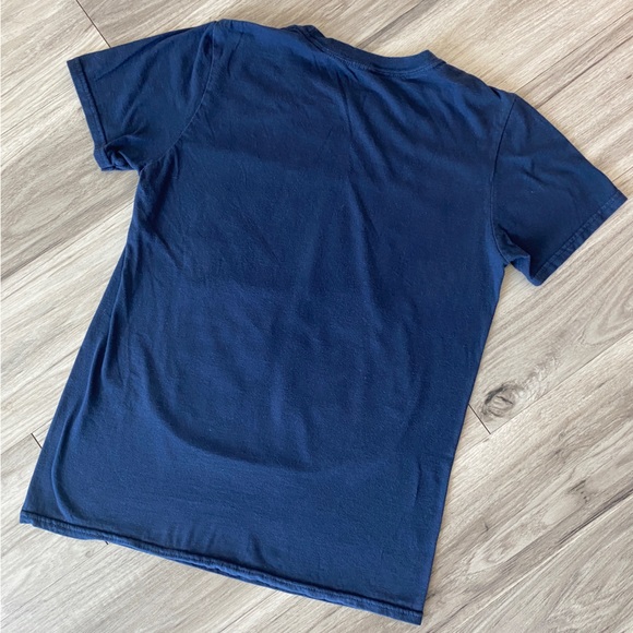 Threadless The Cat and The Koi Japanese Unisex Graphic T-Shirt Size Small - Picture 2 of 7